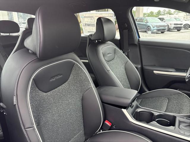 2025 Kia K4 GT-Line photo 20
