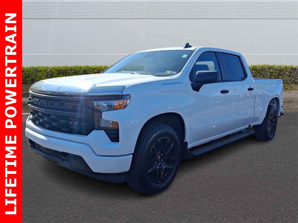 2023 Chevrolet Silverado 1500 Custom photo 3