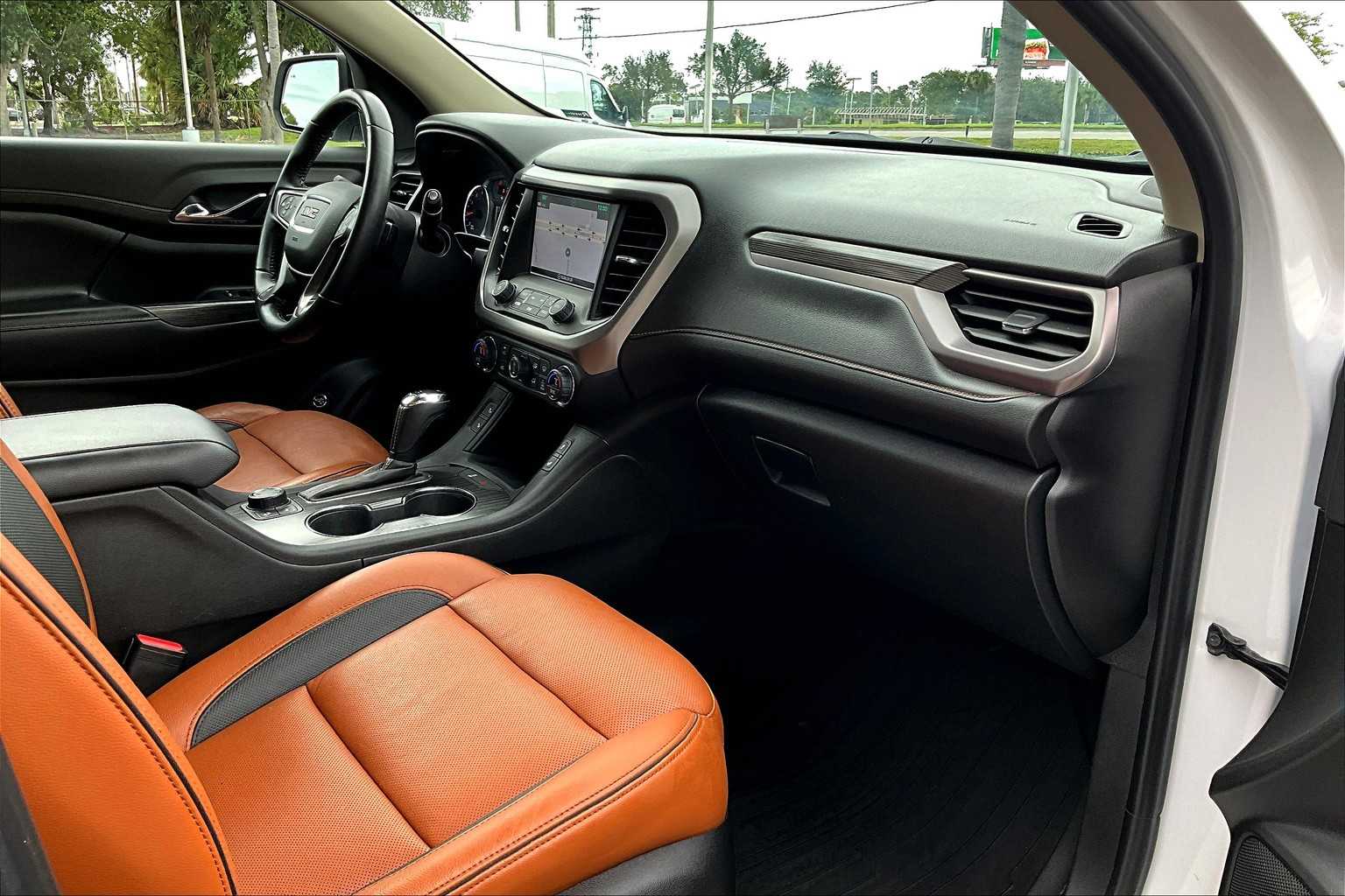 2019 Gmc Acadia SLT photo 17