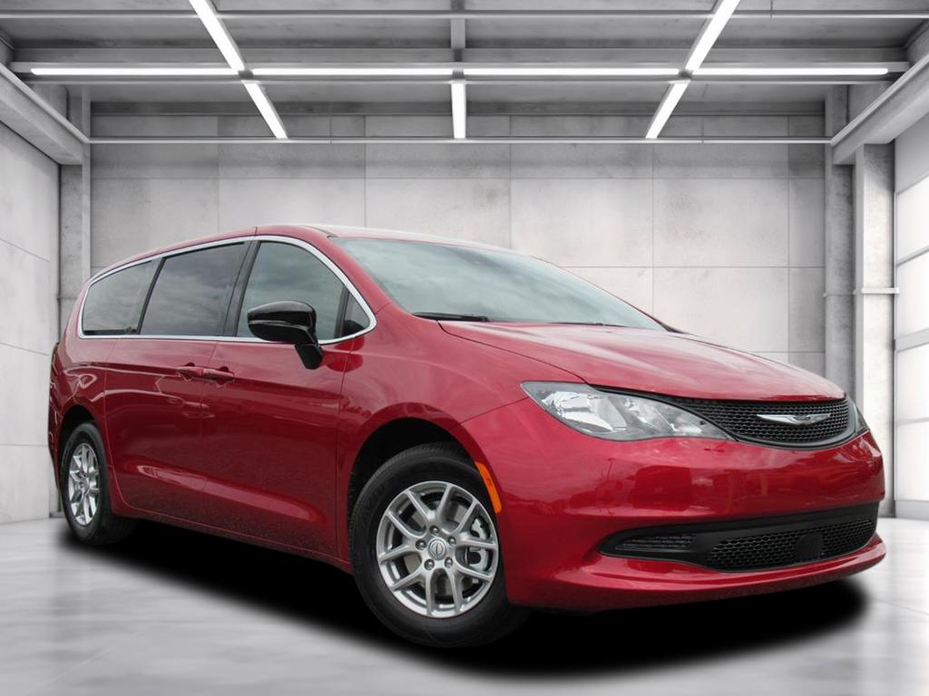 2026 Chrysler Voyager LX's photo