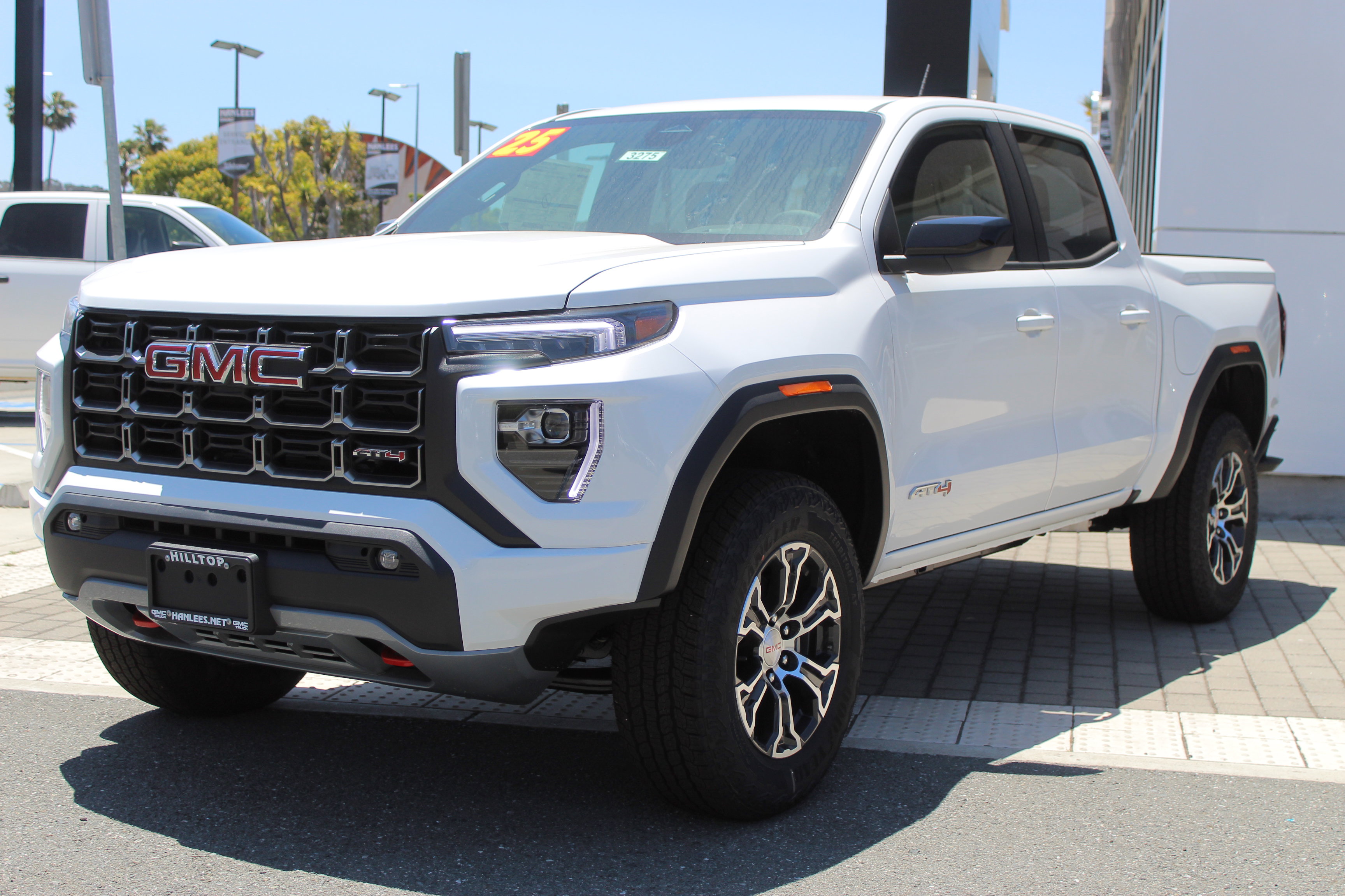 2025 Gmc Canyon AT4 photo 2