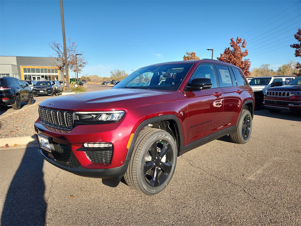 2025 Jeep Grand Cherokee Limited's photo