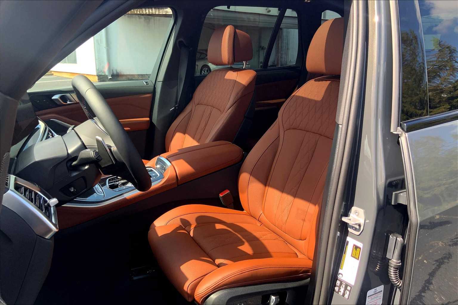 2026 Bmw X5 M60i photo 9
