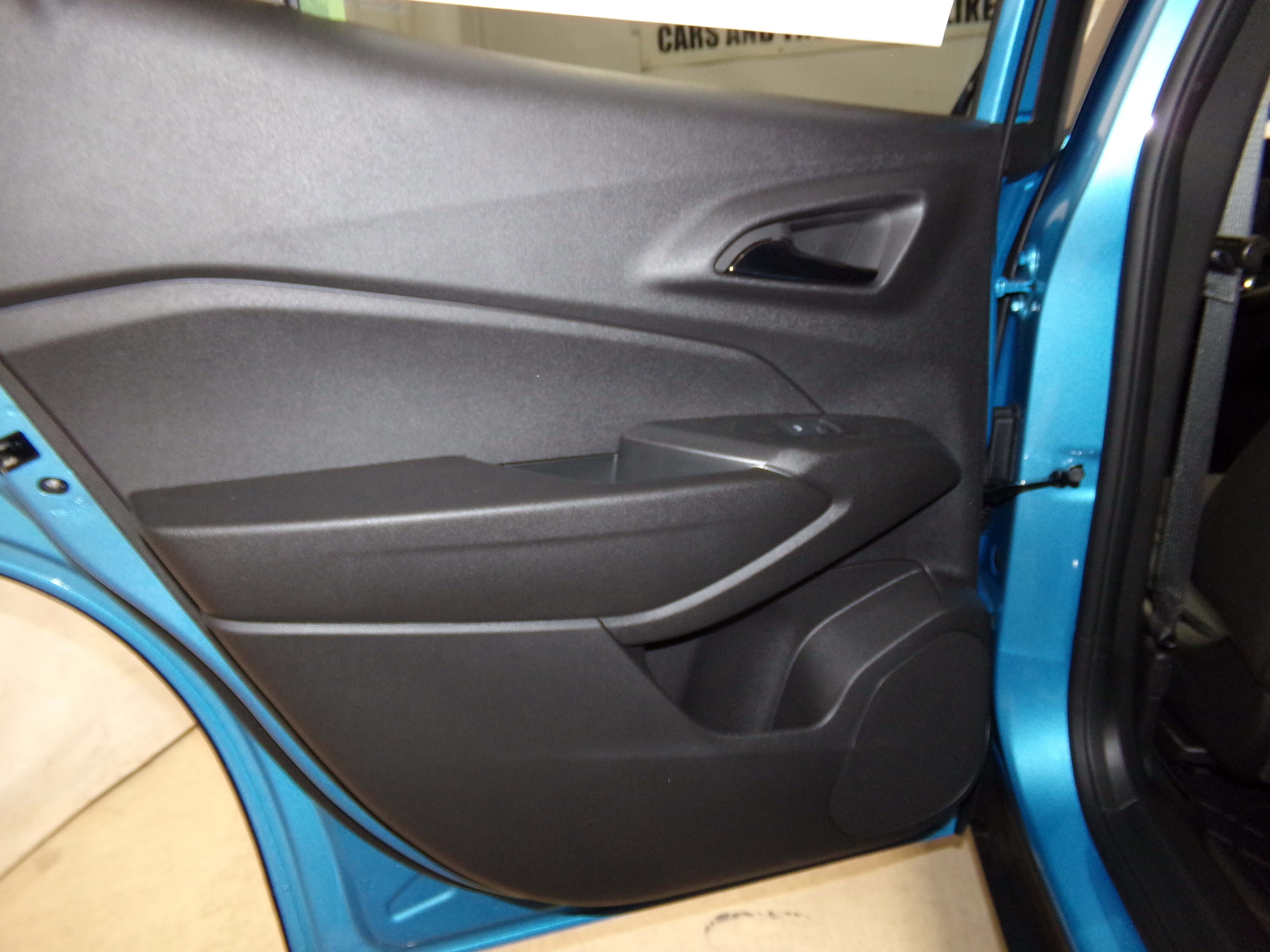 2025 Chevrolet Trax ACTIV photo 8