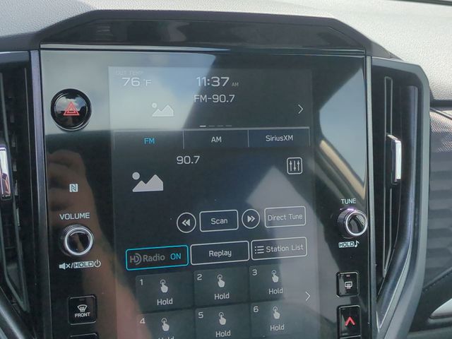 2025 Subaru Forester Premium Base photo 18