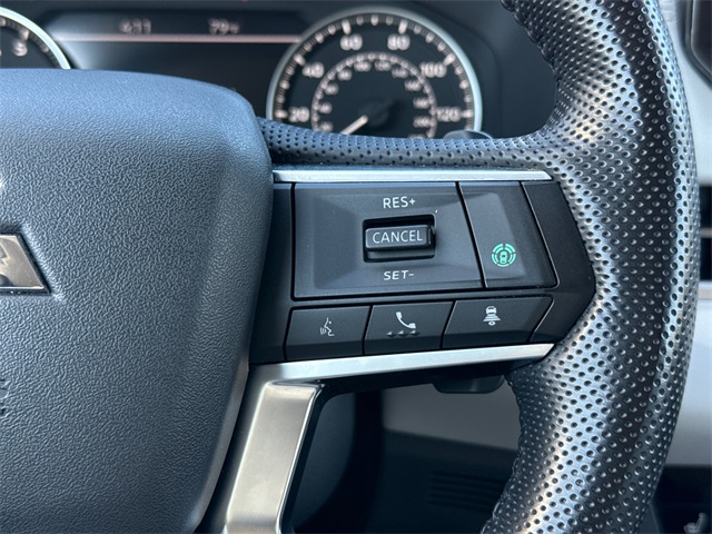 2022 Mitsubishi Outlander SEL photo 28
