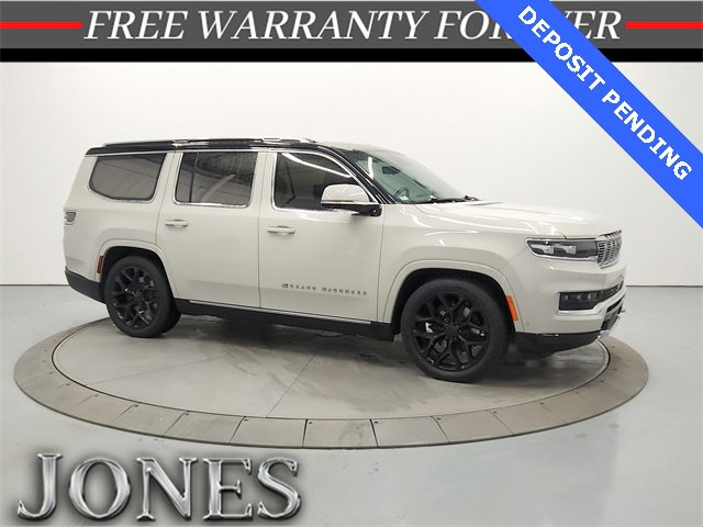 2022 Jeep Grand Wagoneer Series III's photo