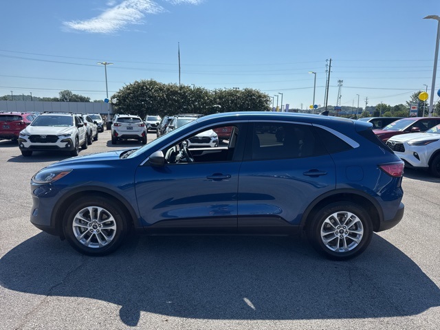 2022 Ford Escape SE photo 3