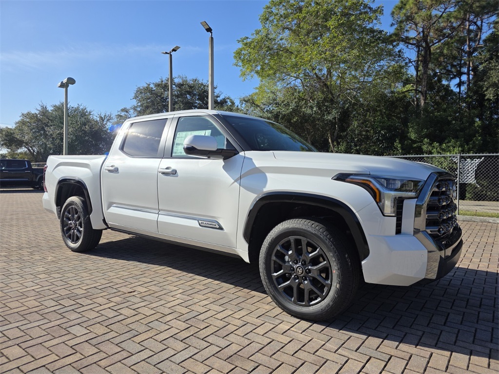 2026 Toyota Tundra Platinum's photo