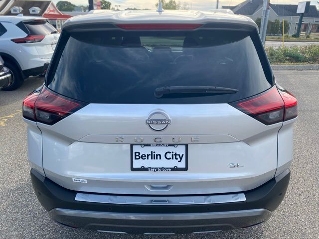 2023 Nissan Rogue SL photo 4
