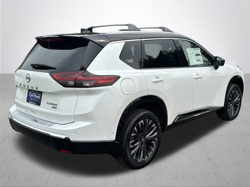2026 Nissan Rogue Platinum photo 6