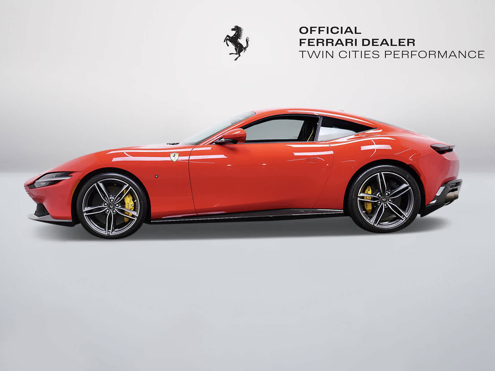 2023 Ferrari Roma photo 2