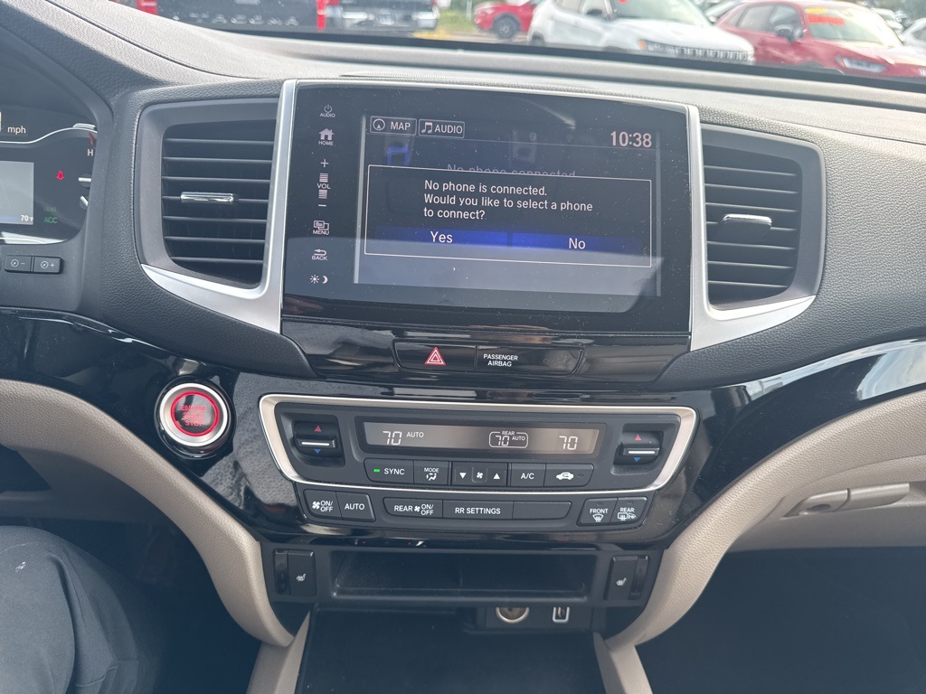 2020 Honda Ridgeline RTL-E photo 10