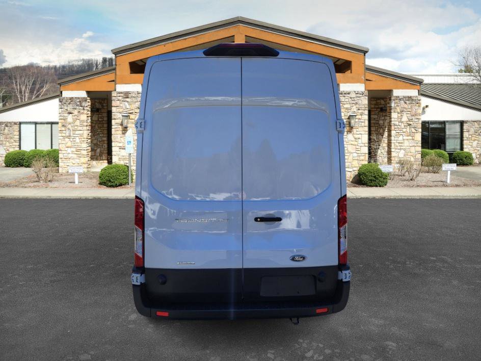 2024 Ford Transit photo 5