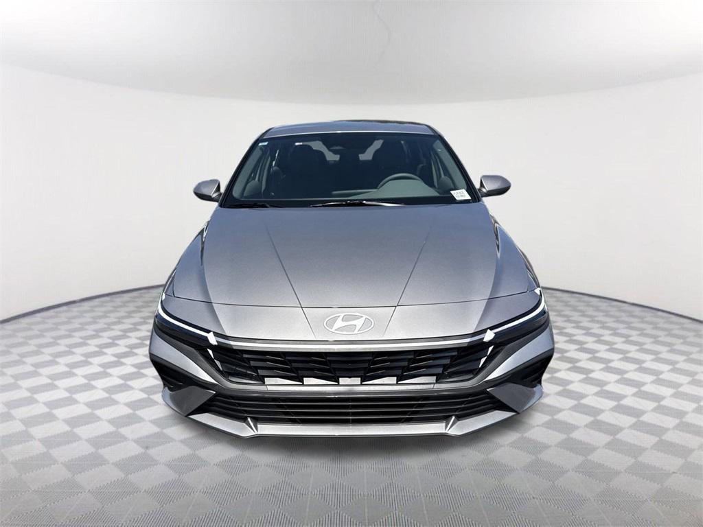 2025 Hyundai Elantra Hybrid Blue photo 2