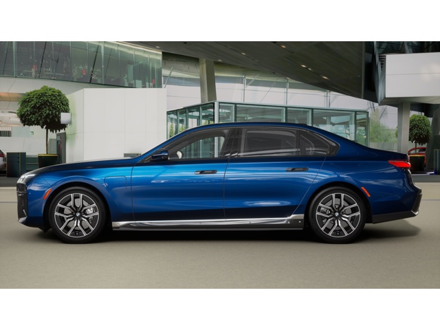 2026 Bmw 750e photo 4