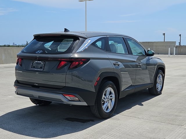 2025 Hyundai Tucson SE photo 4