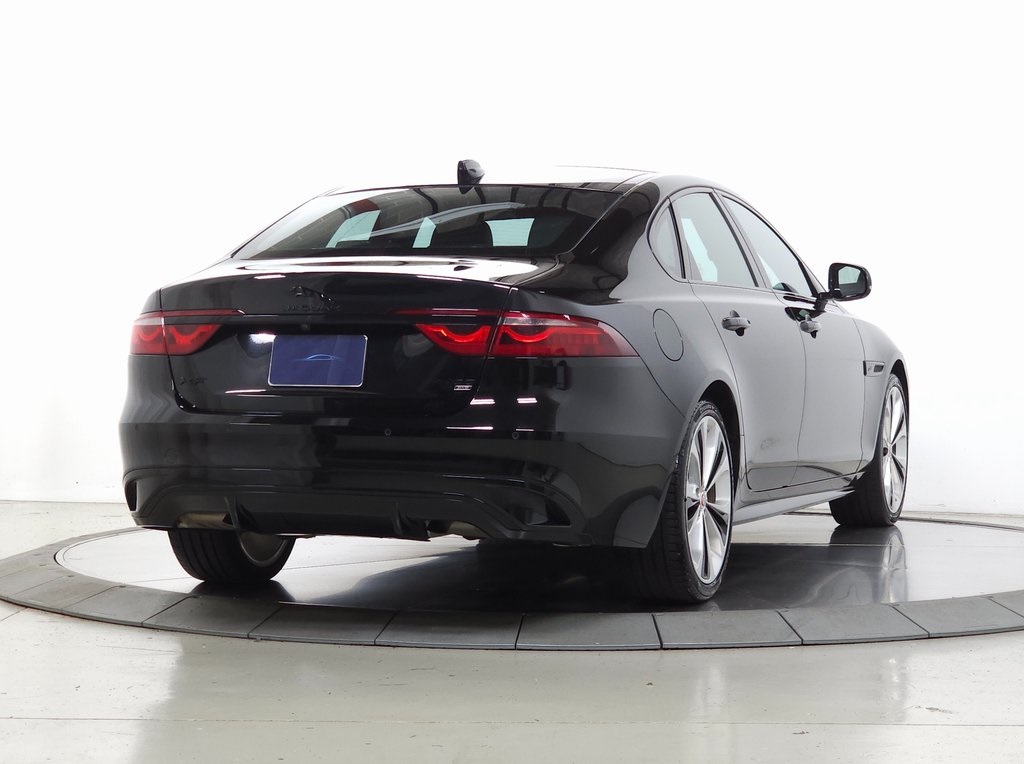 2022 Jaguar XF R-Dynamic SE photo 7