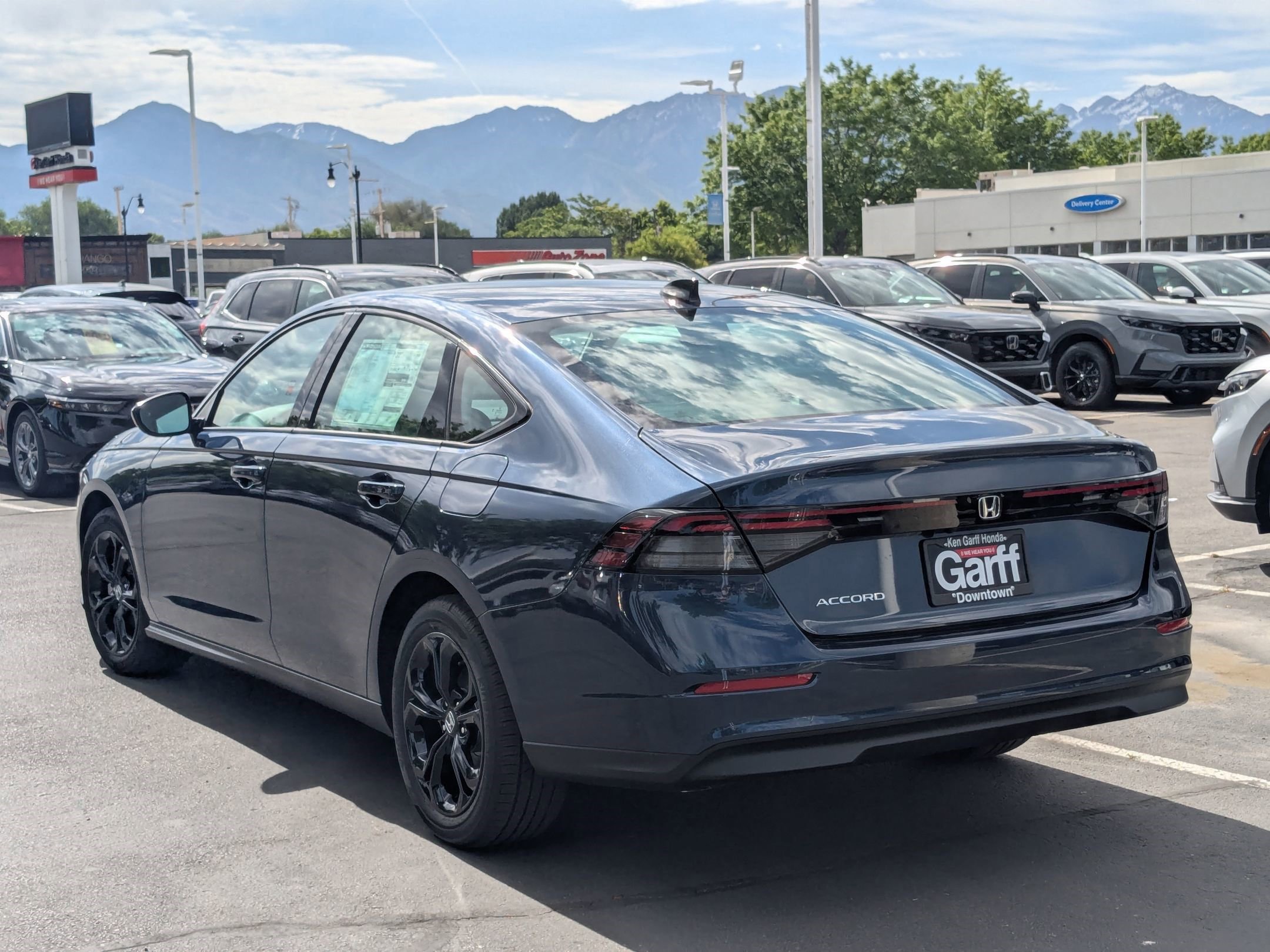2025 Honda Accord SE photo 3