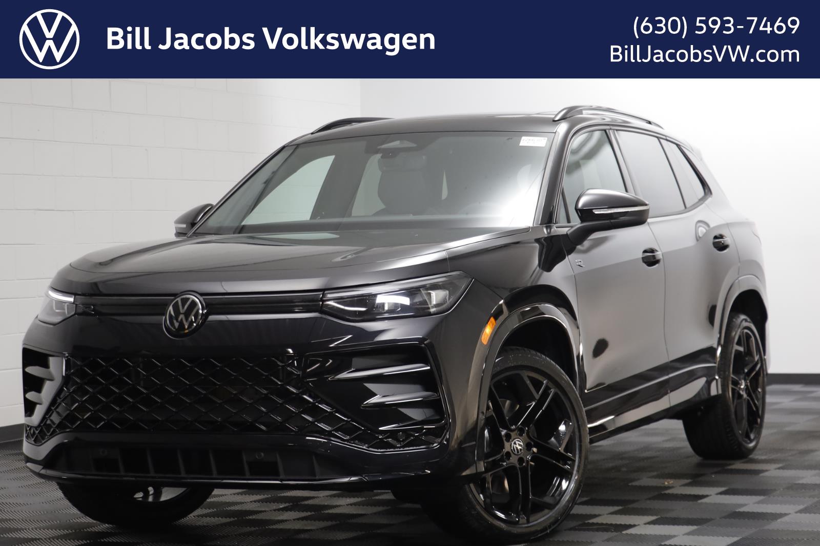 2026 Volkswagen Tiguan SE R-LINE BLACK's photo