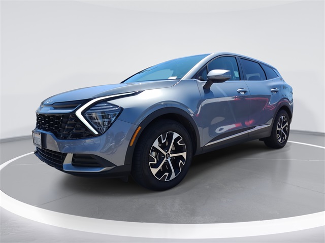 2025 Kia Sportage EX photo 2