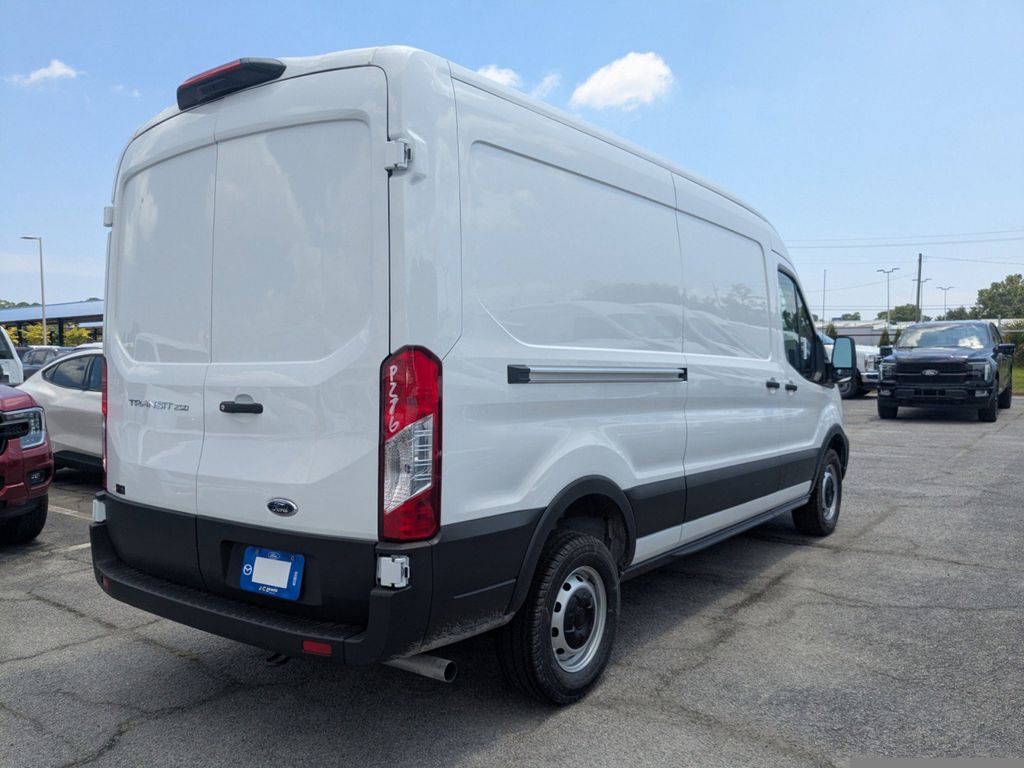 2025 Ford Transit photo 4