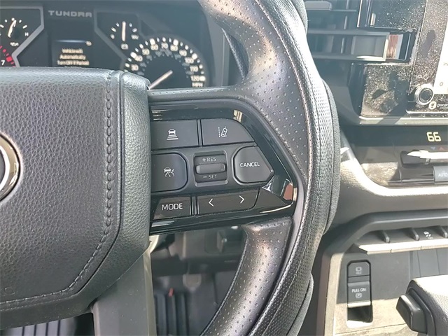 2023 Toyota Tundra SR5 CrewMax photo 15