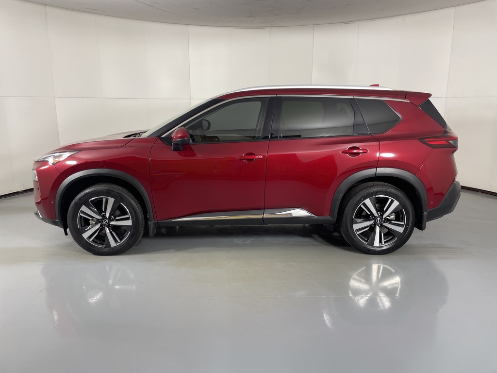 2023 Nissan Rogue SL photo 2