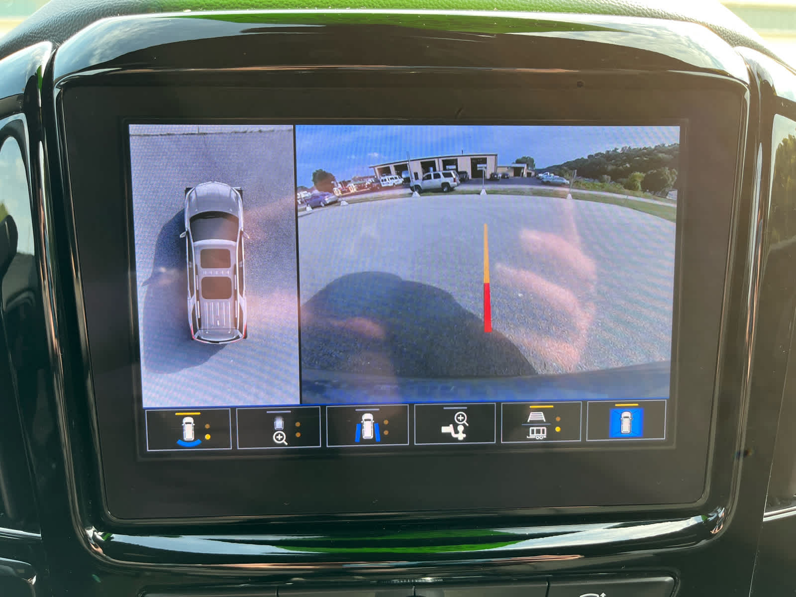 2023 Chevrolet Traverse Cloth photo 31