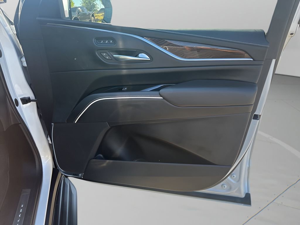 2022 Cadillac Escalade Premium Luxury Platinum photo 36