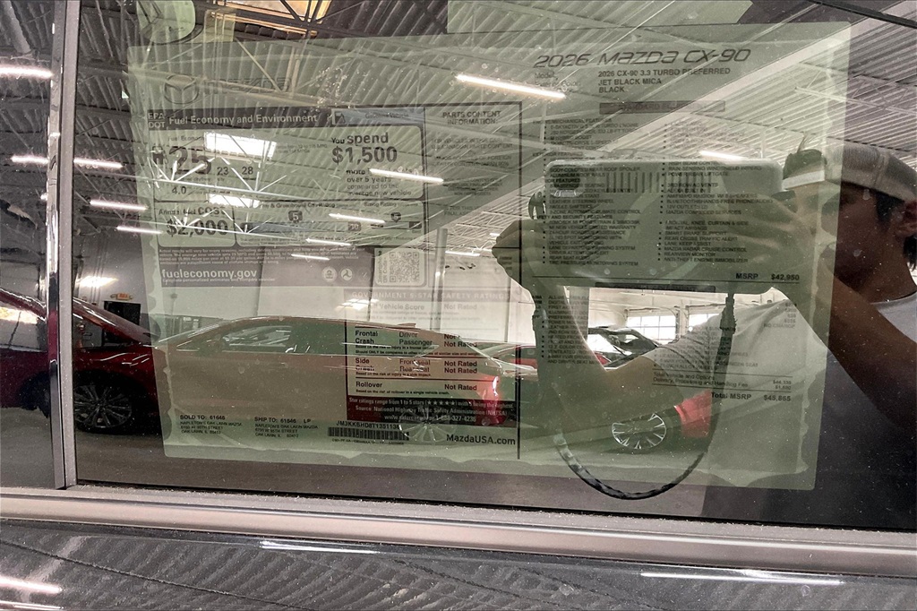 2026 MAZDA CX-90 - Image 12