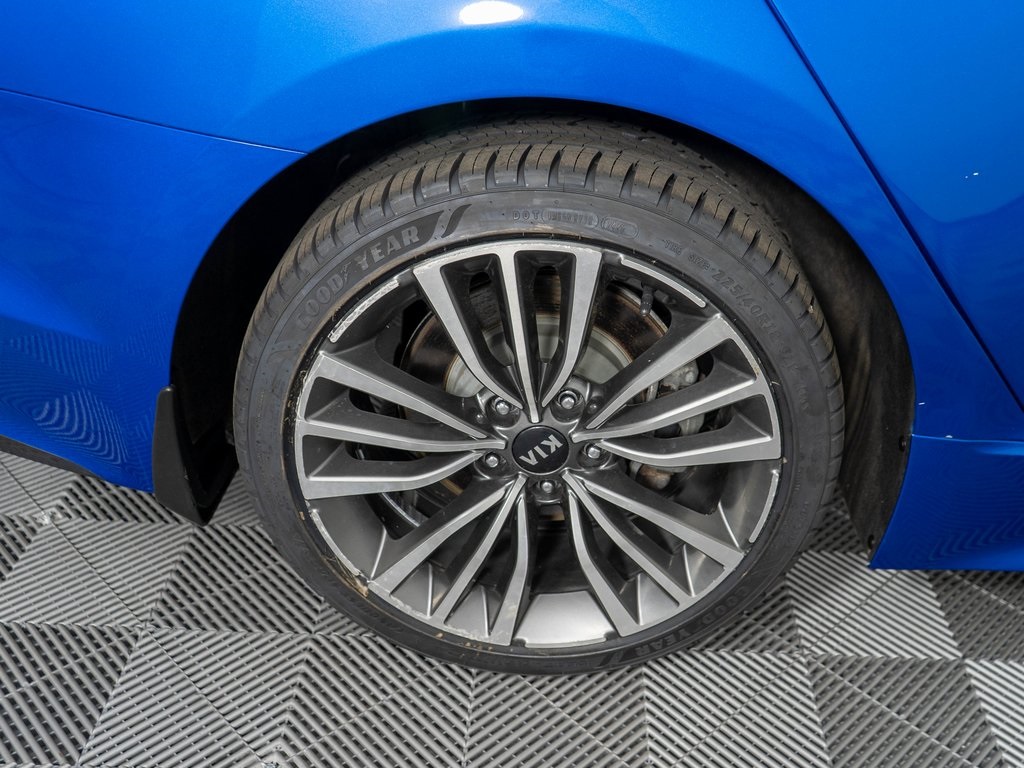 2019 Kia Stinger photo 27