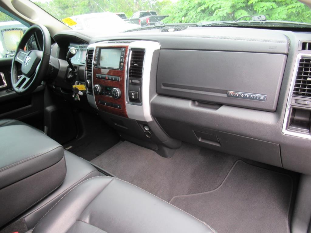 2010 Ram 2500 Laramie photo 9