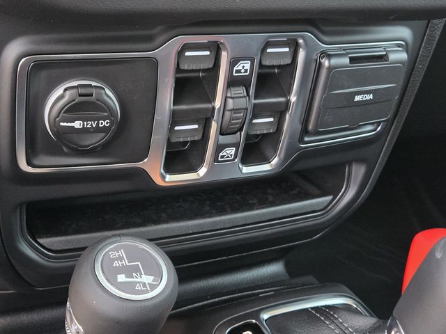 2025 Jeep Gladiator Sport photo 12
