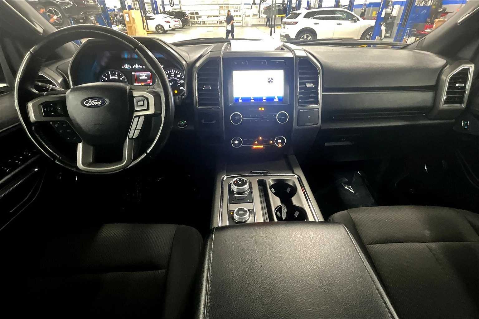 2021 Ford Expedition MAX XLT photo 13