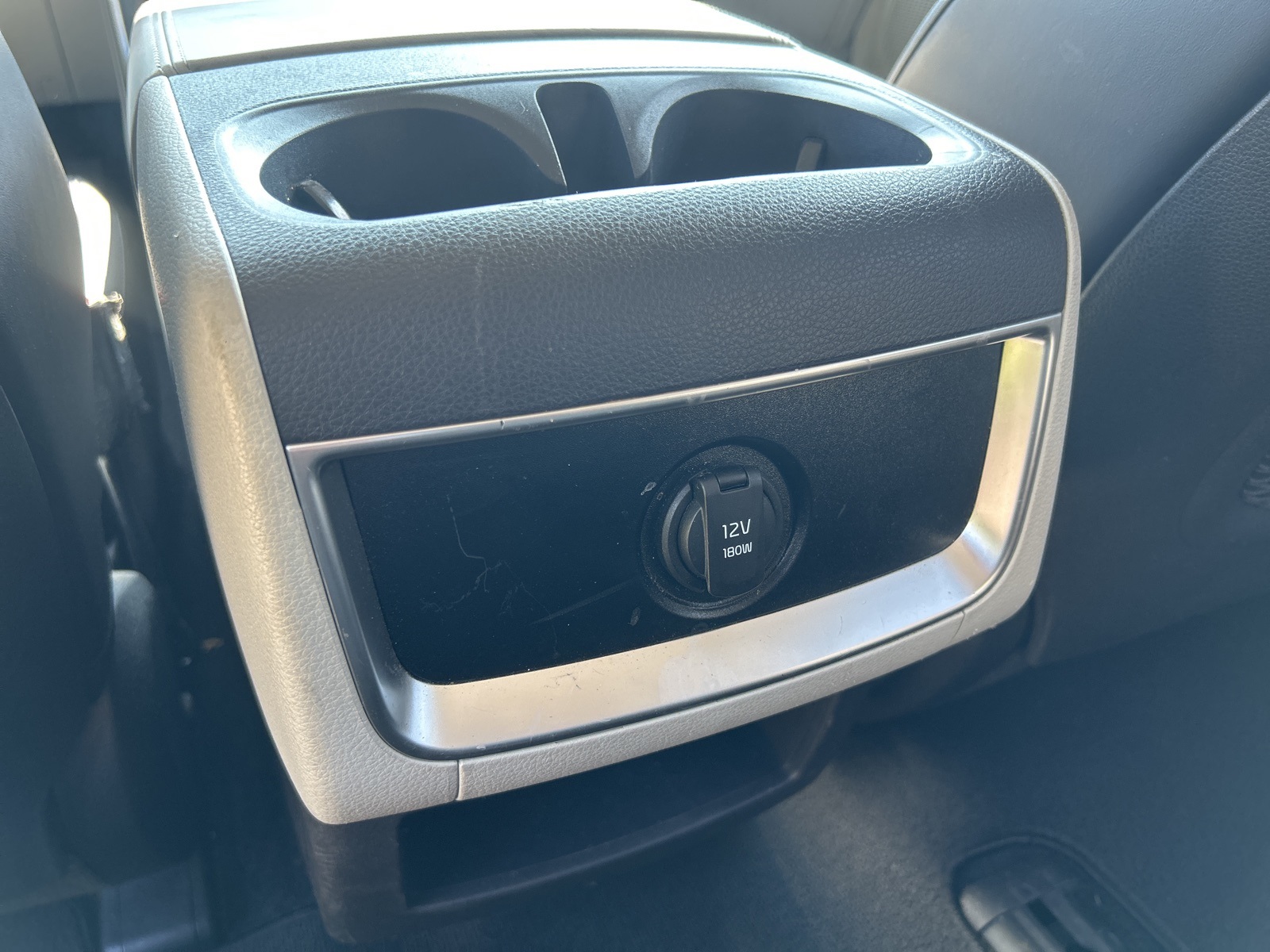 2024 Kia Carnival LX photo 26