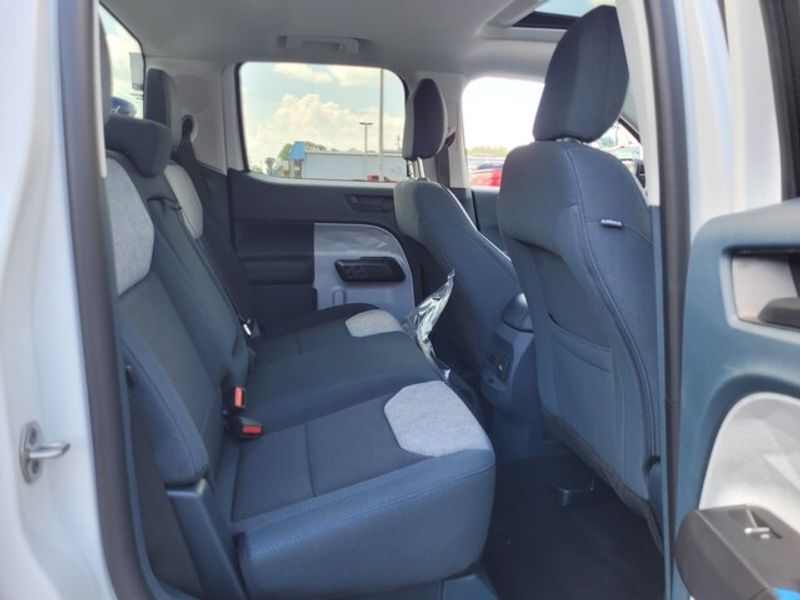 2025 Ford Maverick XLT photo 13