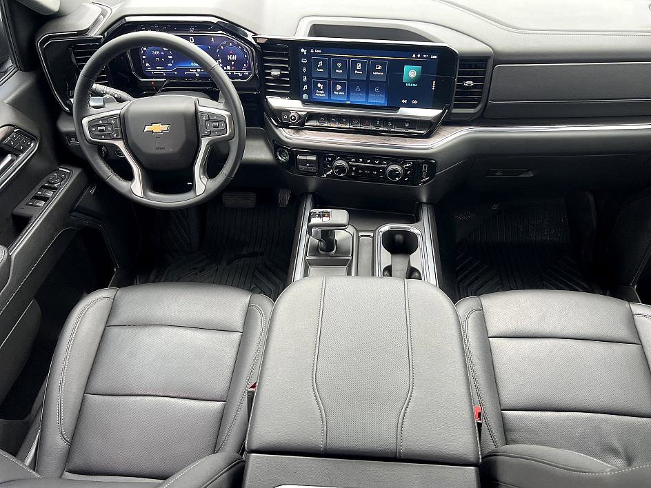 2024 Chevrolet Silverado 1500 LTZ photo 16