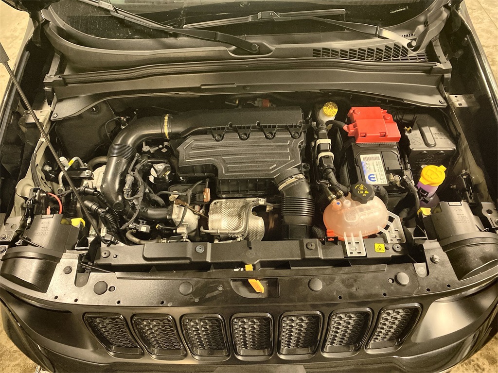 2022 Jeep Renegade Altitude photo 17