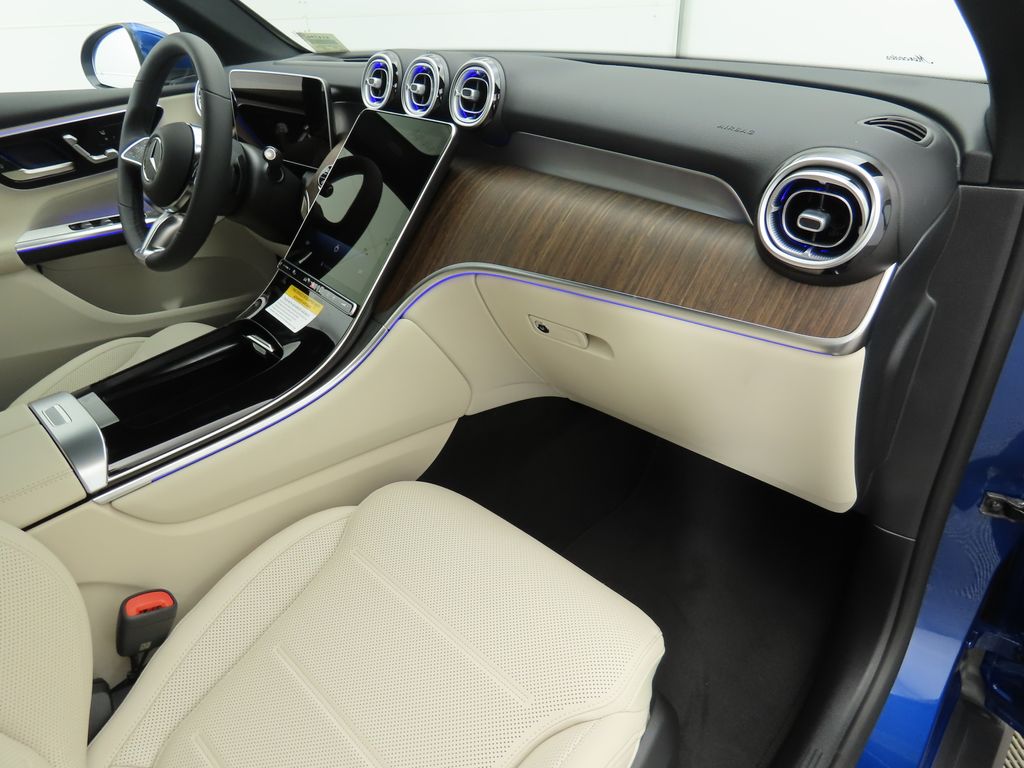 2026 Mercedes Benz GLC 300 4MATIC photo 18