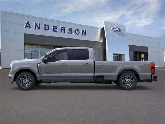 2026 Ford F-250 Lariat photo 2