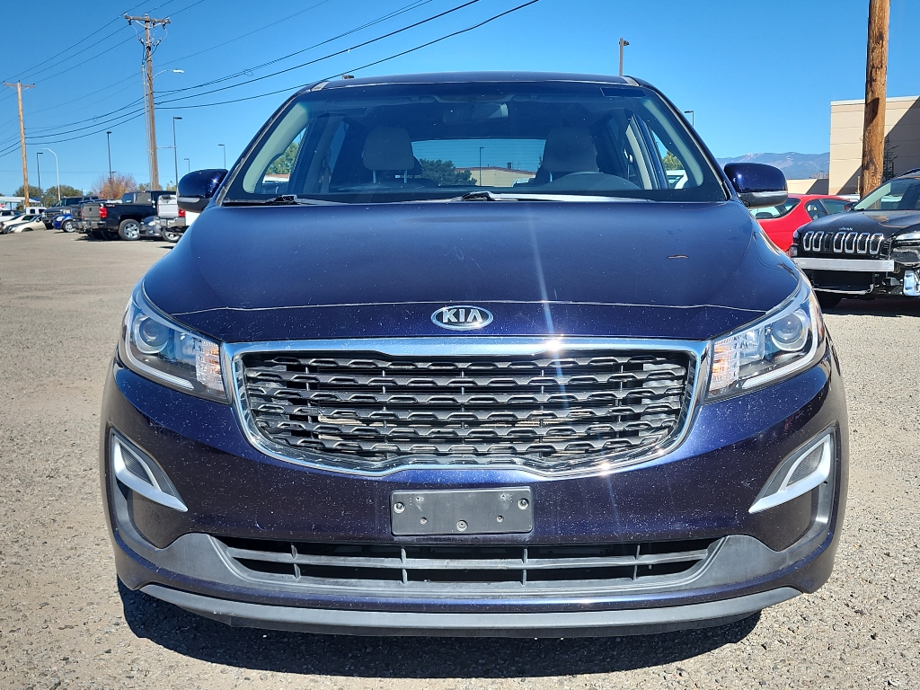 2021 Kia Sedona LX photo 2