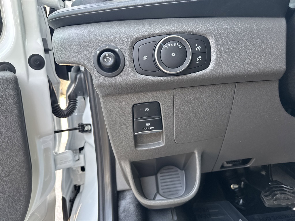 2025 Ford Transit Cargo Van photo 17