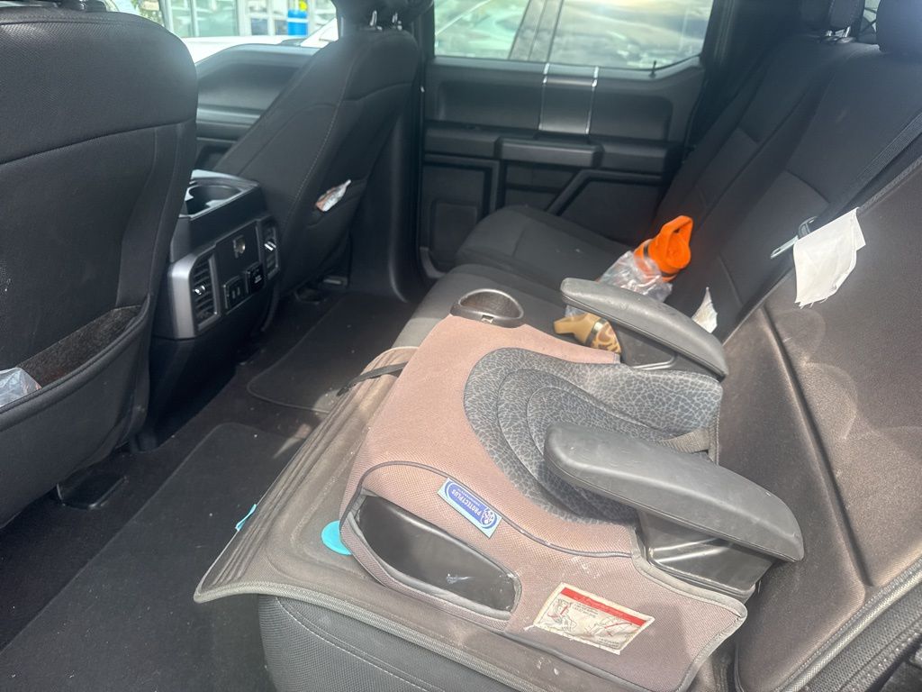2020 Ford F-150 XLT photo 10