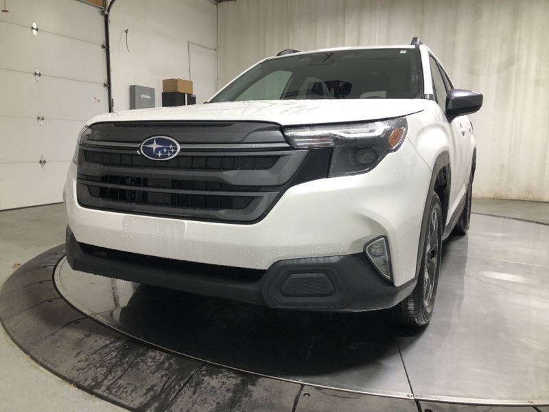 2026 Subaru Forester Premium photo 3