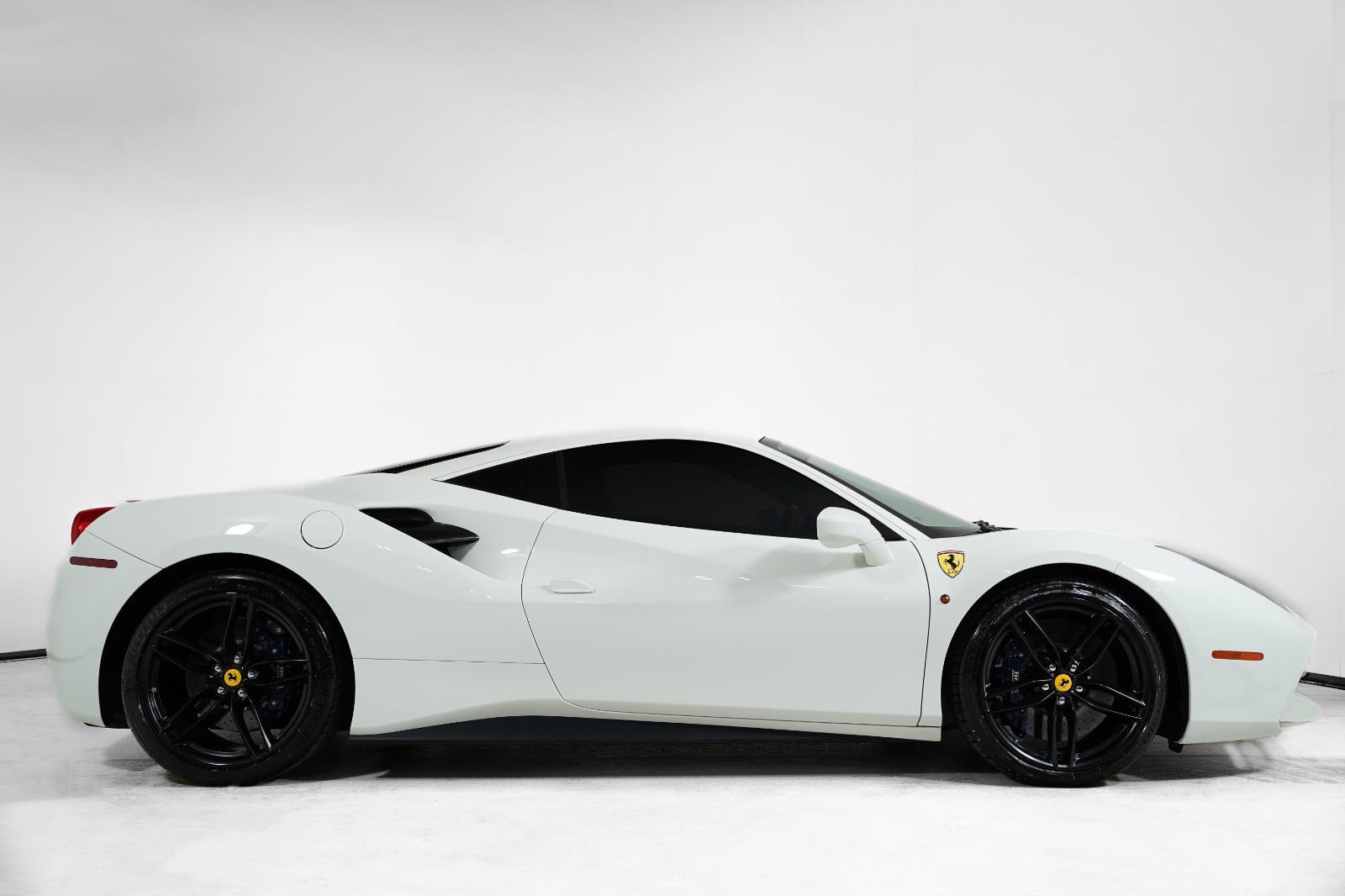 2018 Ferrari 488 GTB photo 3