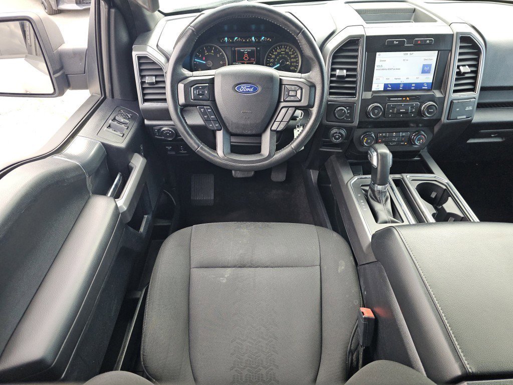 2020 Ford F-150 XLT photo 4