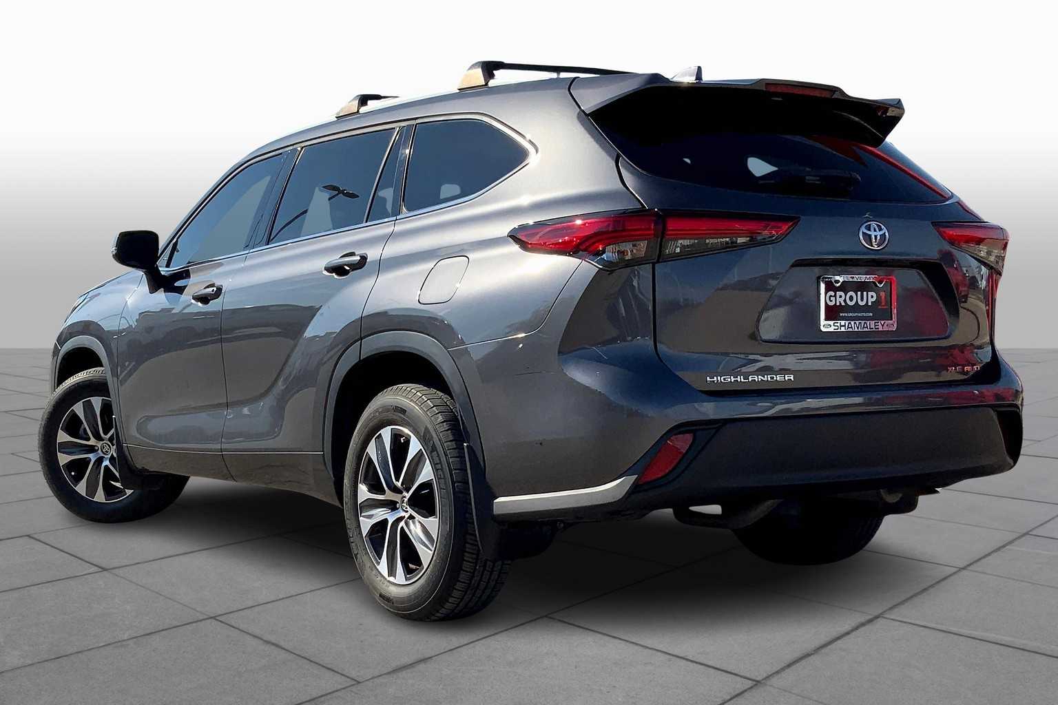 2022 Toyota Highlander XLE photo 20