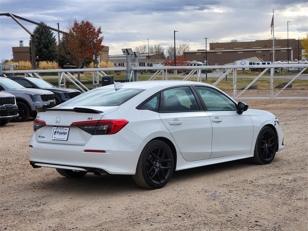 2022 Honda Civic Si photo 3