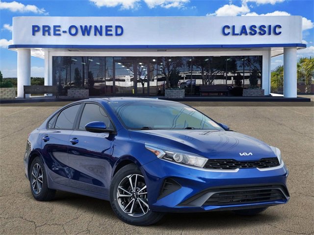 2023 Kia Forte LXS's photo